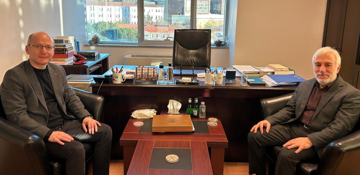 ORSAM Başkanı Sn. Dr. Kadir Temiz Enstitü Müdürümüz Prof. Dr. Hasan Korkut'a bir nezaket ziyaretinde bulunmuştur.